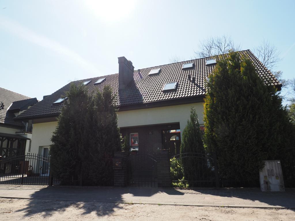 Dom Artusa Ustka Extérieur photo